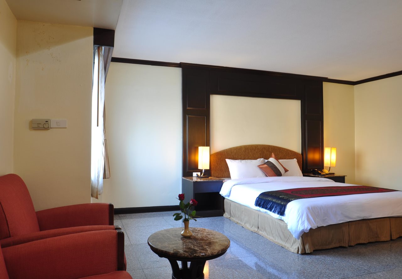 Public House Bangkok, a Member of Design Hotels 3