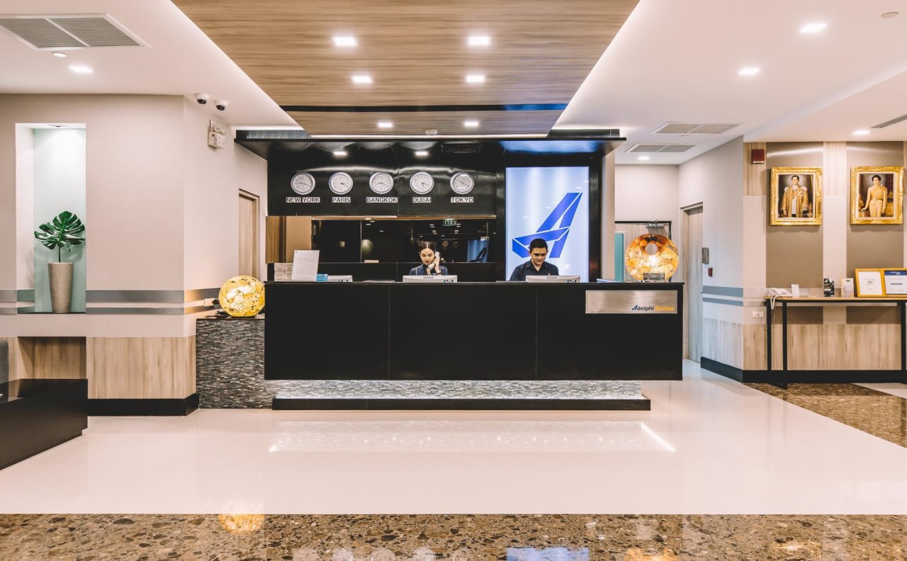 Adelphi Suites Bangkok 11