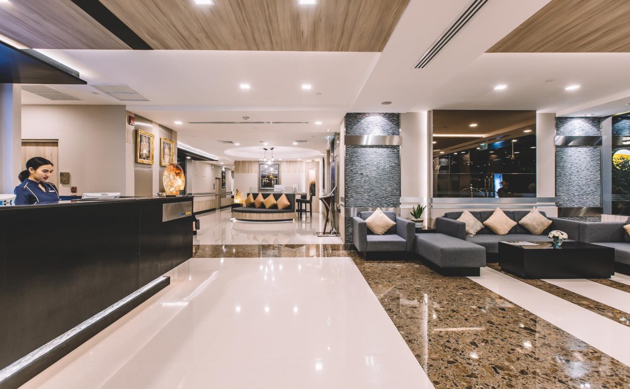 Adelphi Suites Bangkok 12