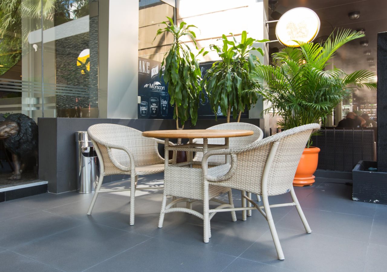 Adelphi Suites Bangkok 14