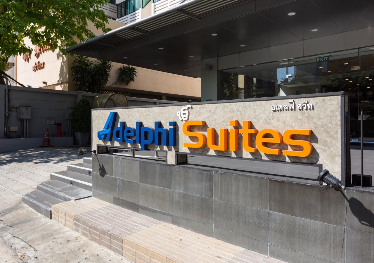Adelphi Suites Bangkok 5