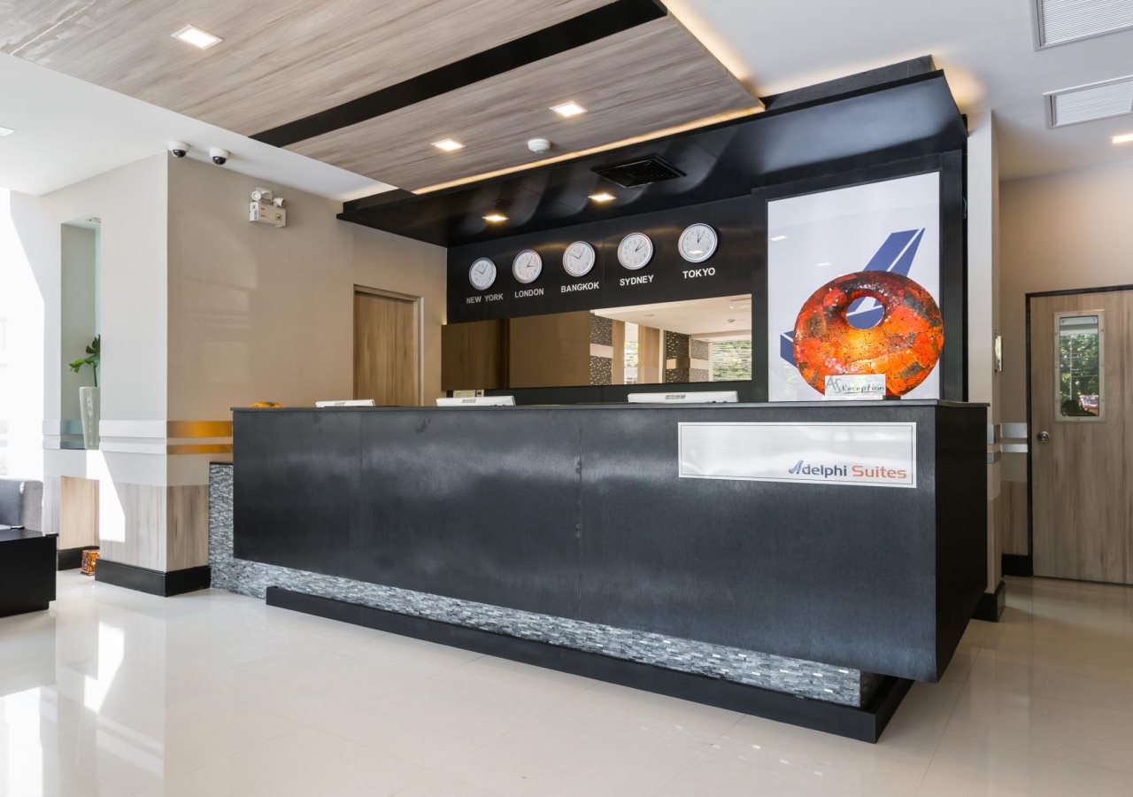 Adelphi Suites Bangkok 8
