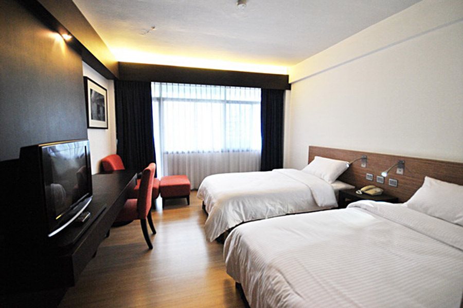 The Residence Rajtaevee Hotel 4
