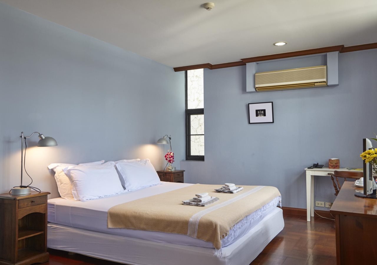 NT Place Sukhumvit Suites 2