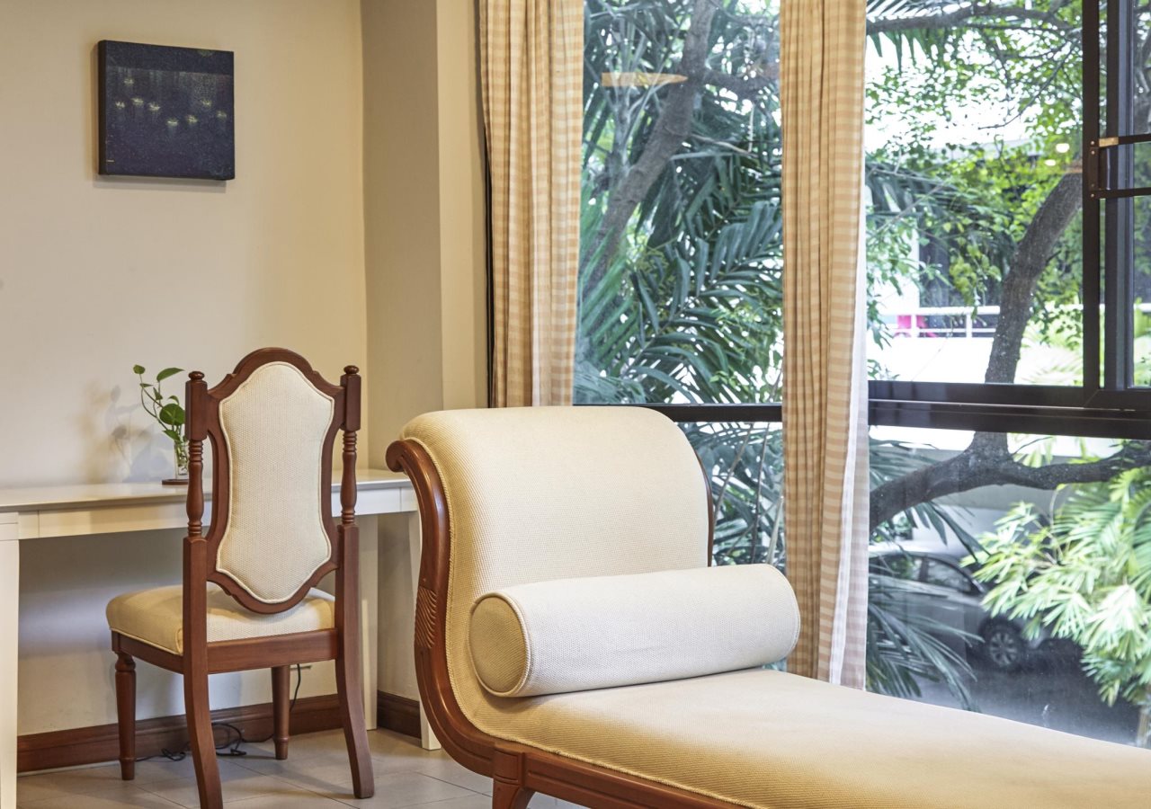 NT Place Sukhumvit Suites 24