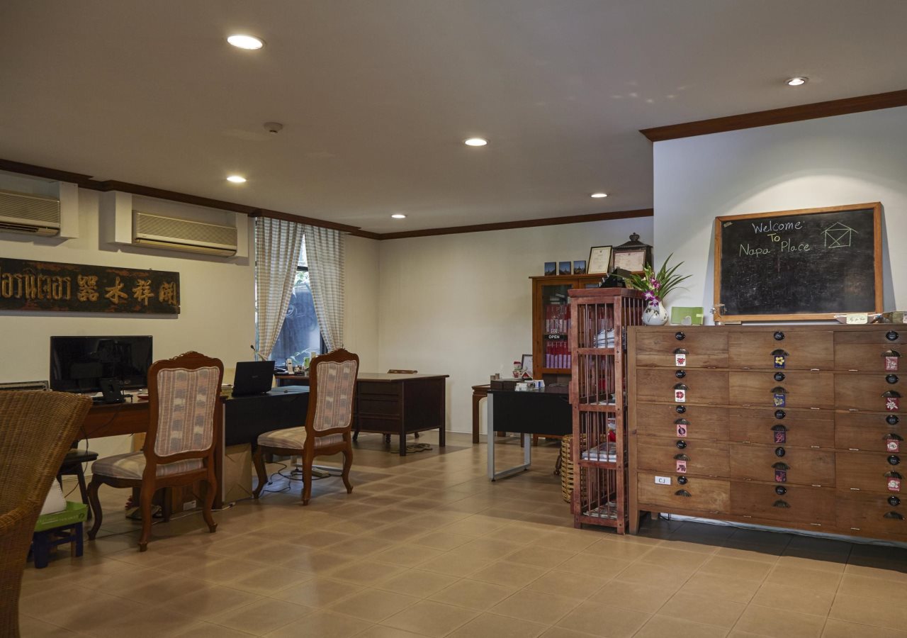 NT Place Sukhumvit Suites 7