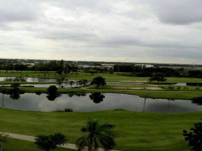 Tinidee Hotel At Bangkok Golf Club 4