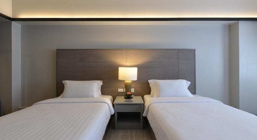 Tinidee Hotel At Bangkok Golf Club 8