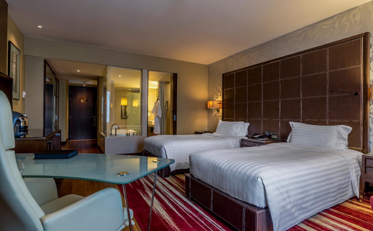 Hilton Bangkok Grande Asoke 4