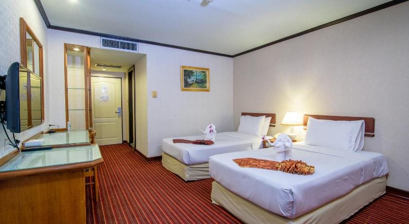 Alexander Hotel Bangkok 13