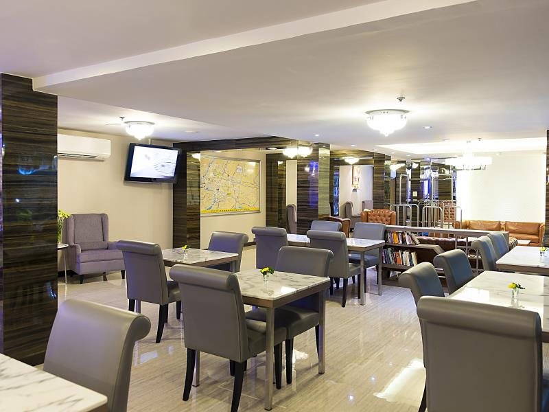Aspen Suites Sukhumvit 2 Bangkok Hotel by Compass Hospitality 23