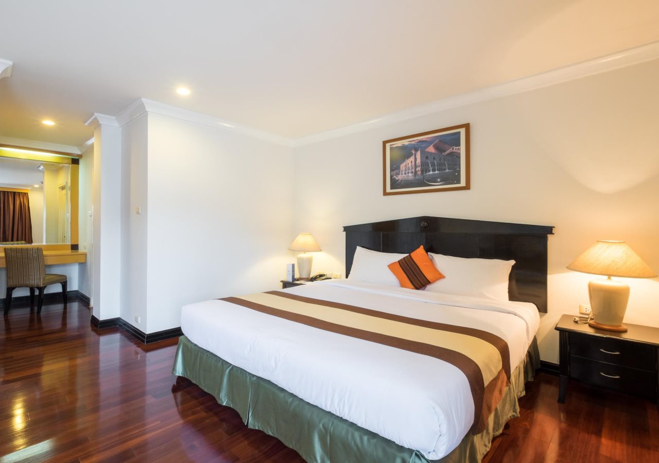 Admiral Suites Bangkok by Compass Hospitality 4
