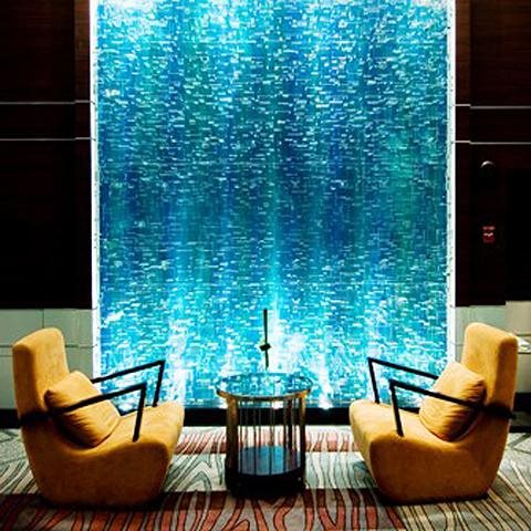 Radisson Hotel Chateau de Bangkok 15
