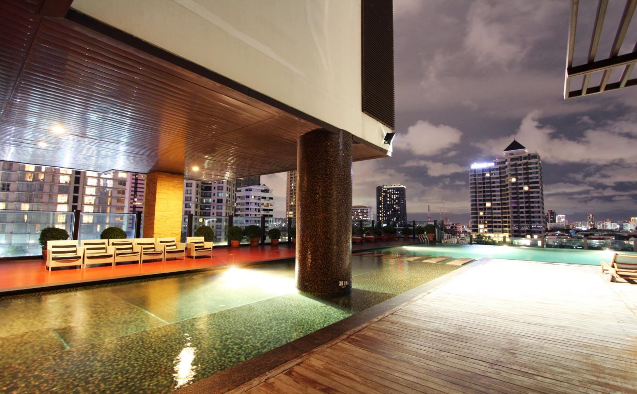 Urbana Sathorn 13