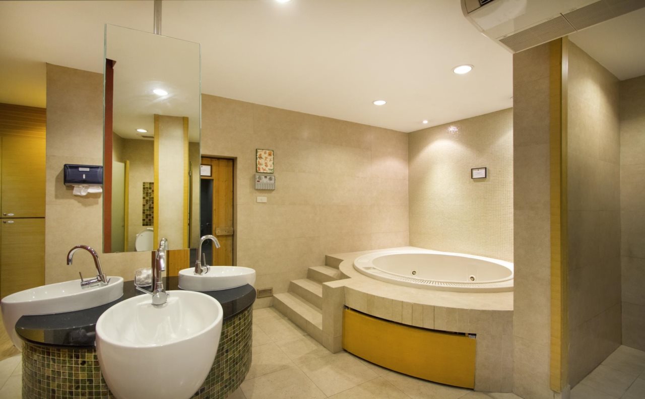 Urbana Sathorn 23