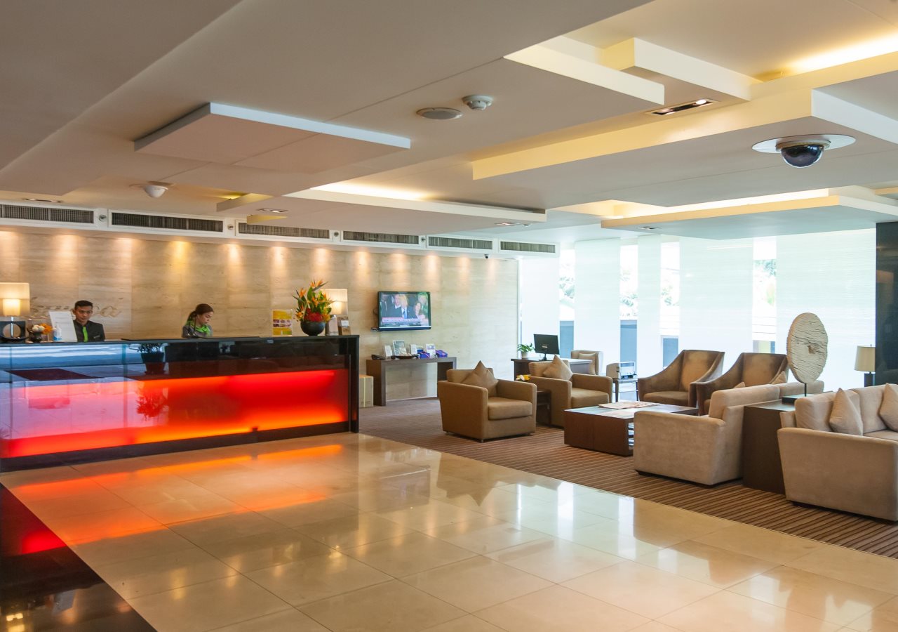 Oakwood Residence Sukhumvit 24 Bangkok 3