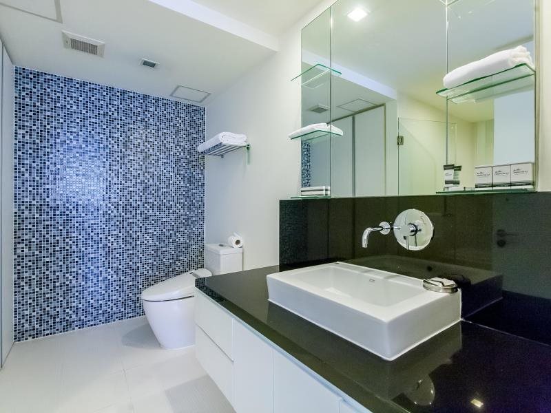 Oakwood Residence Sukhumvit 24 Bangkok 6