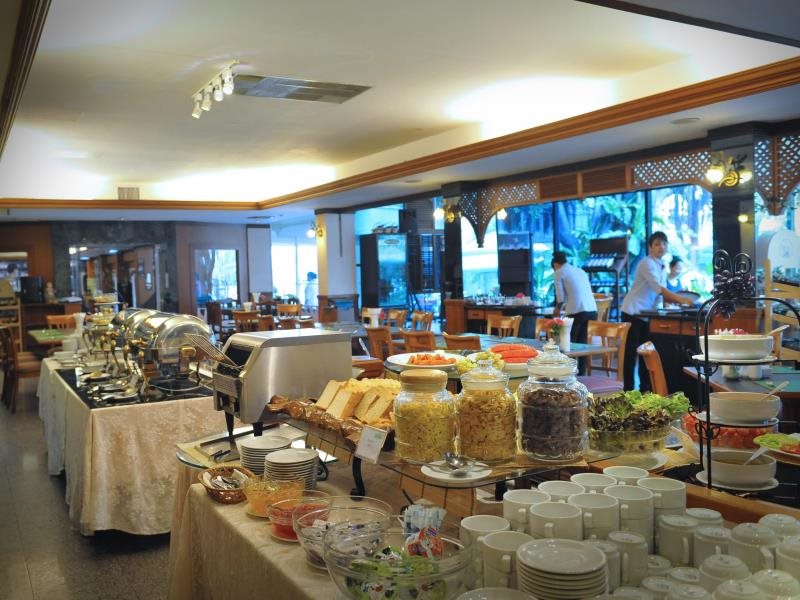 Centara Life Hotel Bangkok Phra Nakhon 24