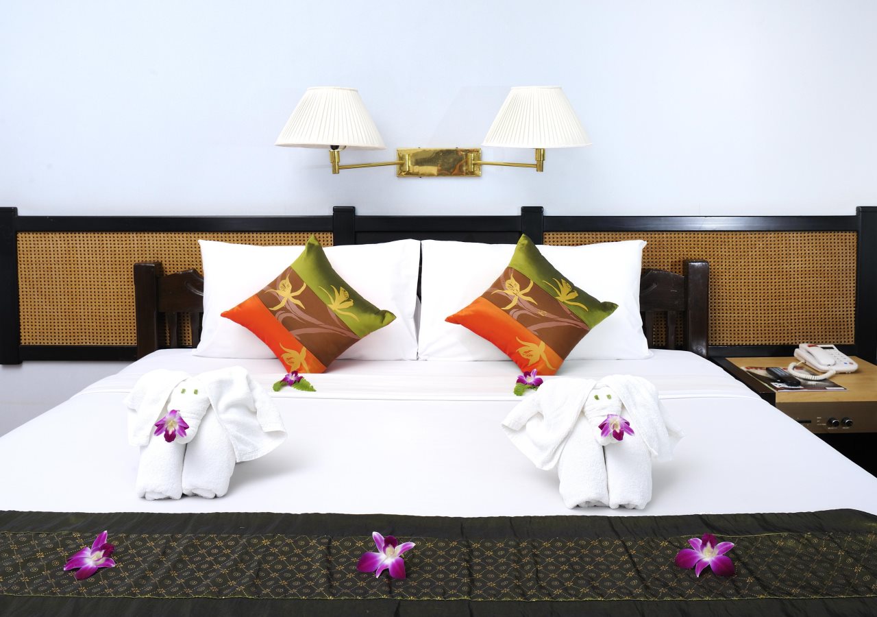 Centara Life Hotel Bangkok Phra Nakhon 4