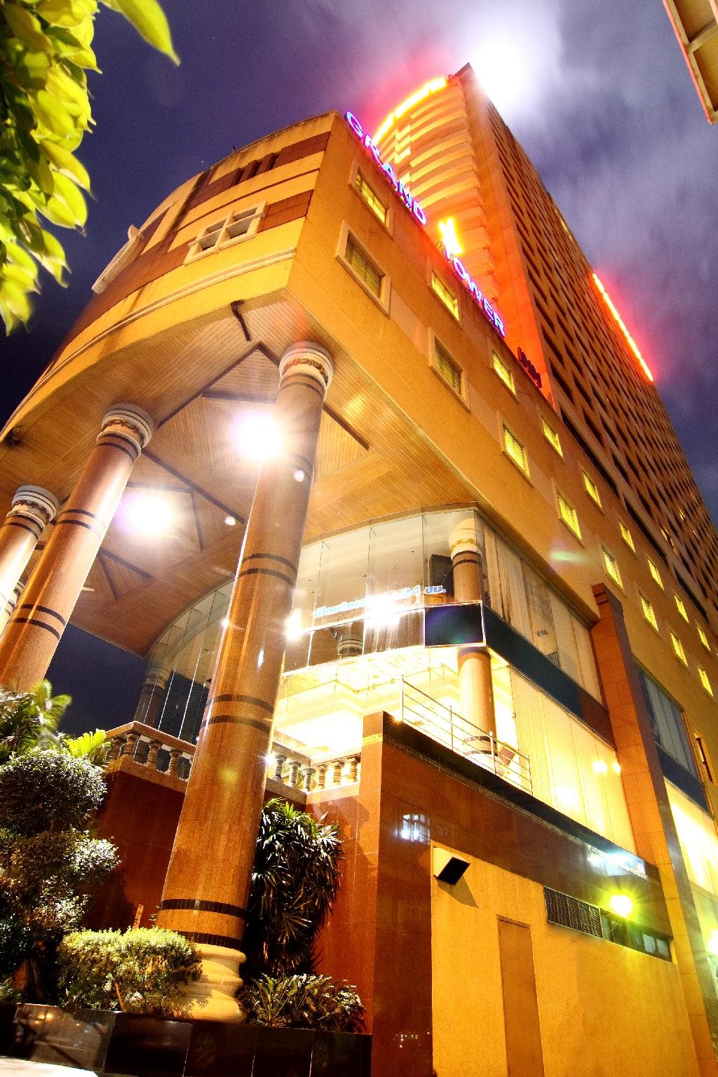 Grand Tower Inn Rama VI 1
