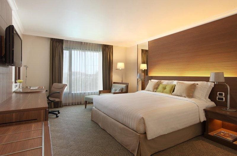 Dusit Princess Srinakarin 12