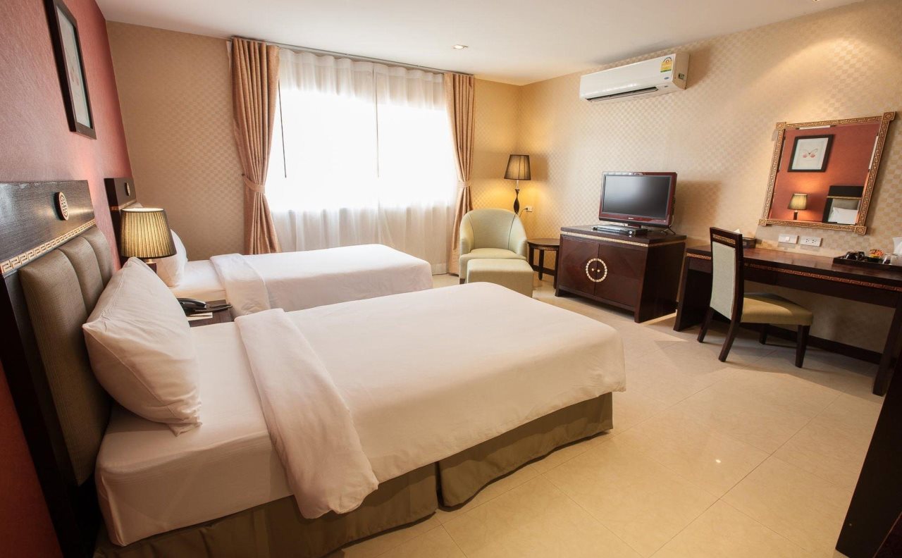 MAC Boutique Suites 14