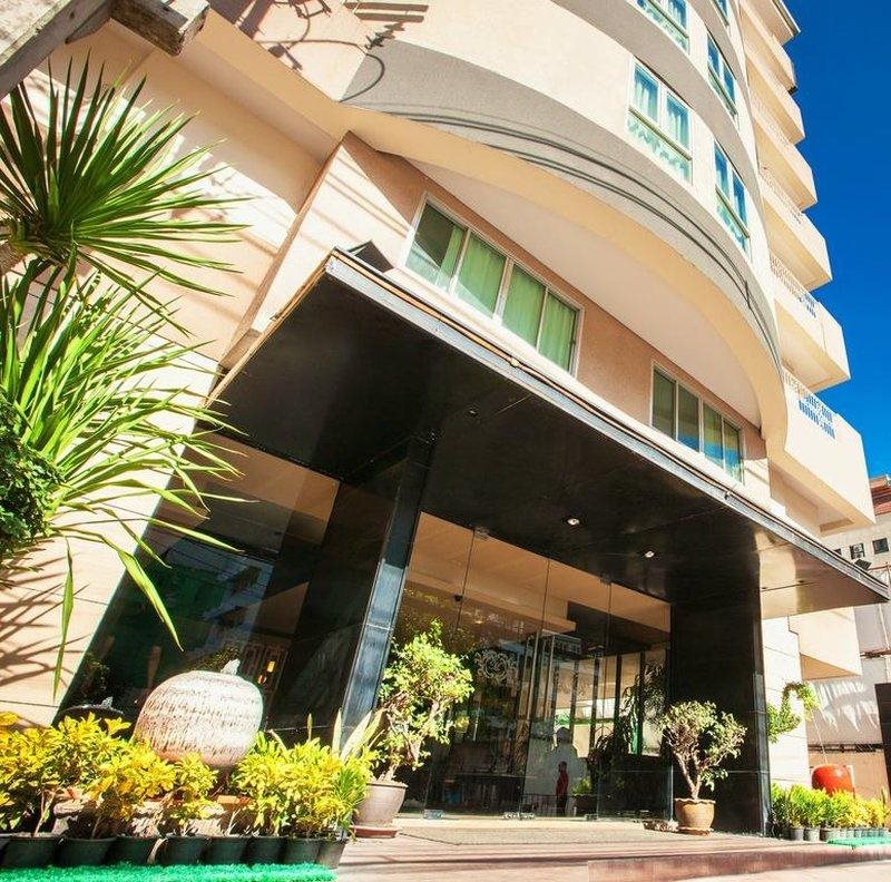 MAC Boutique Suites 17