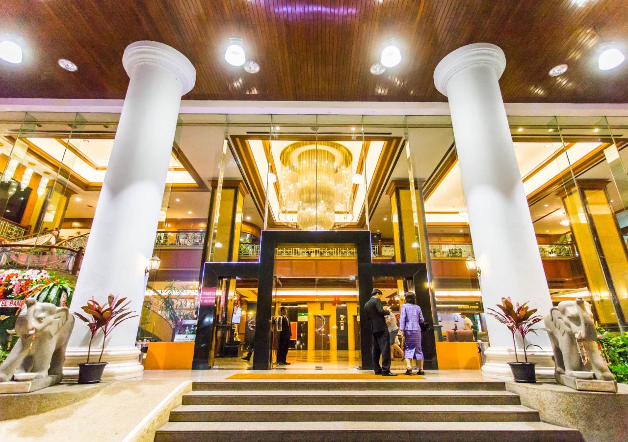 Town In Town Hotel Bangkok 1