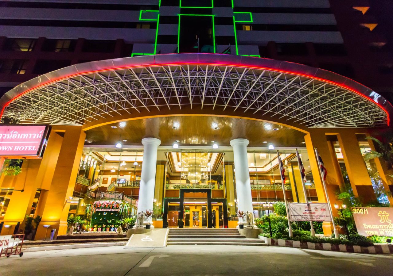 Town In Town Hotel Bangkok 24