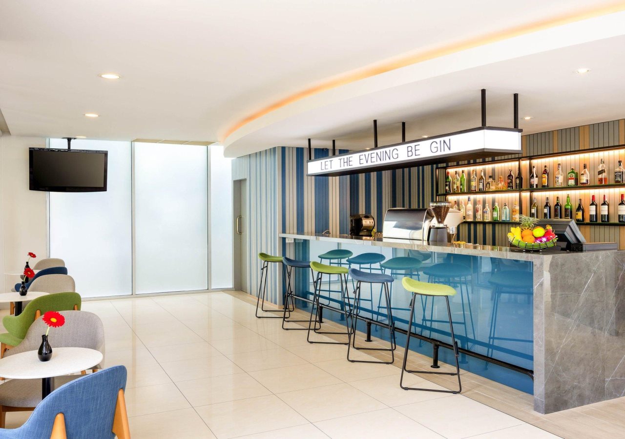 ibis Bangkok Sathorn Hotel 10