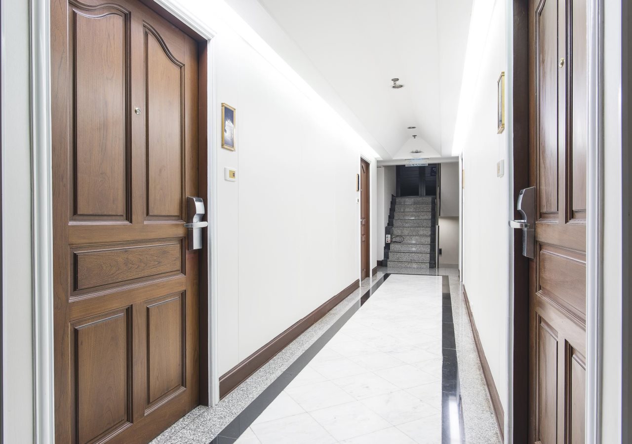 Majestic Suites 7