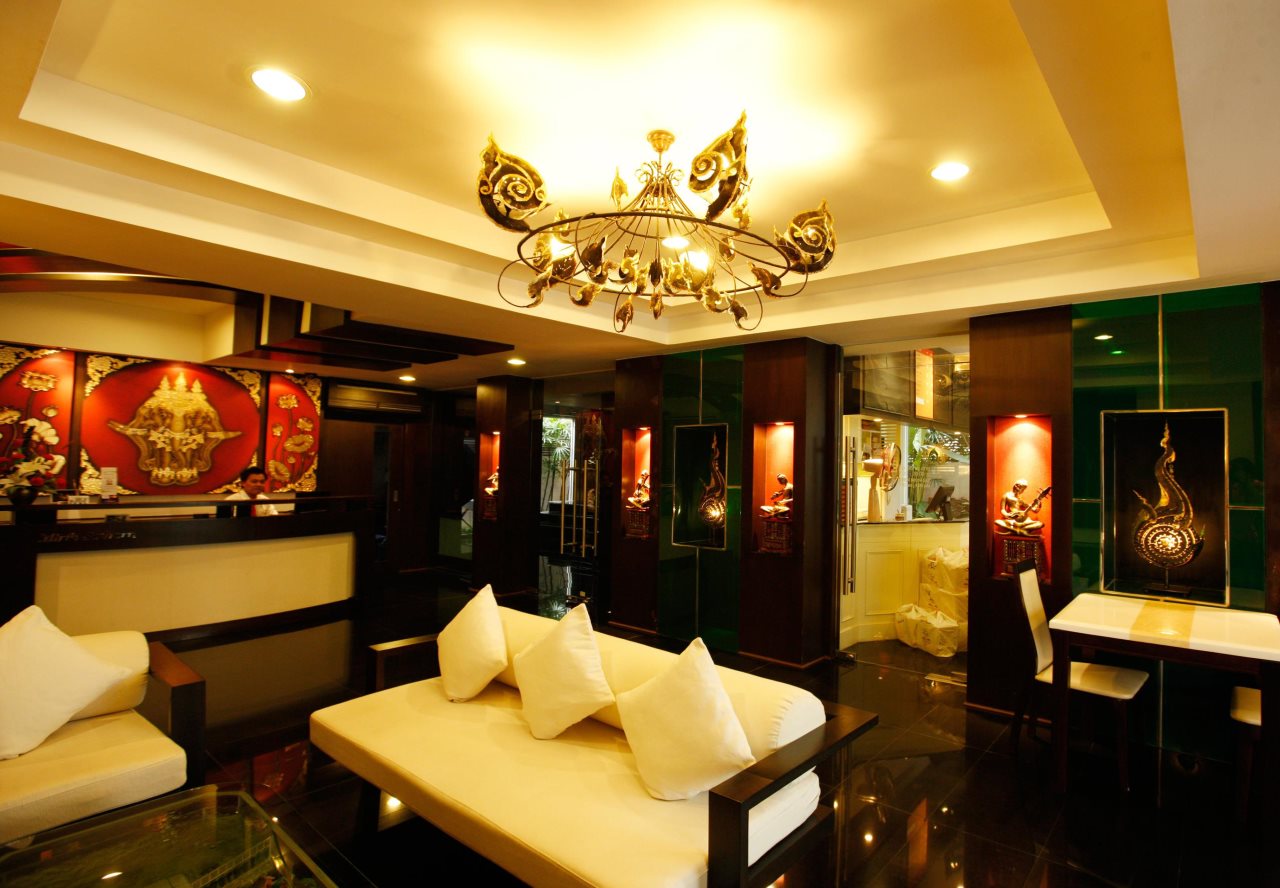 Mirth Sathorn 3