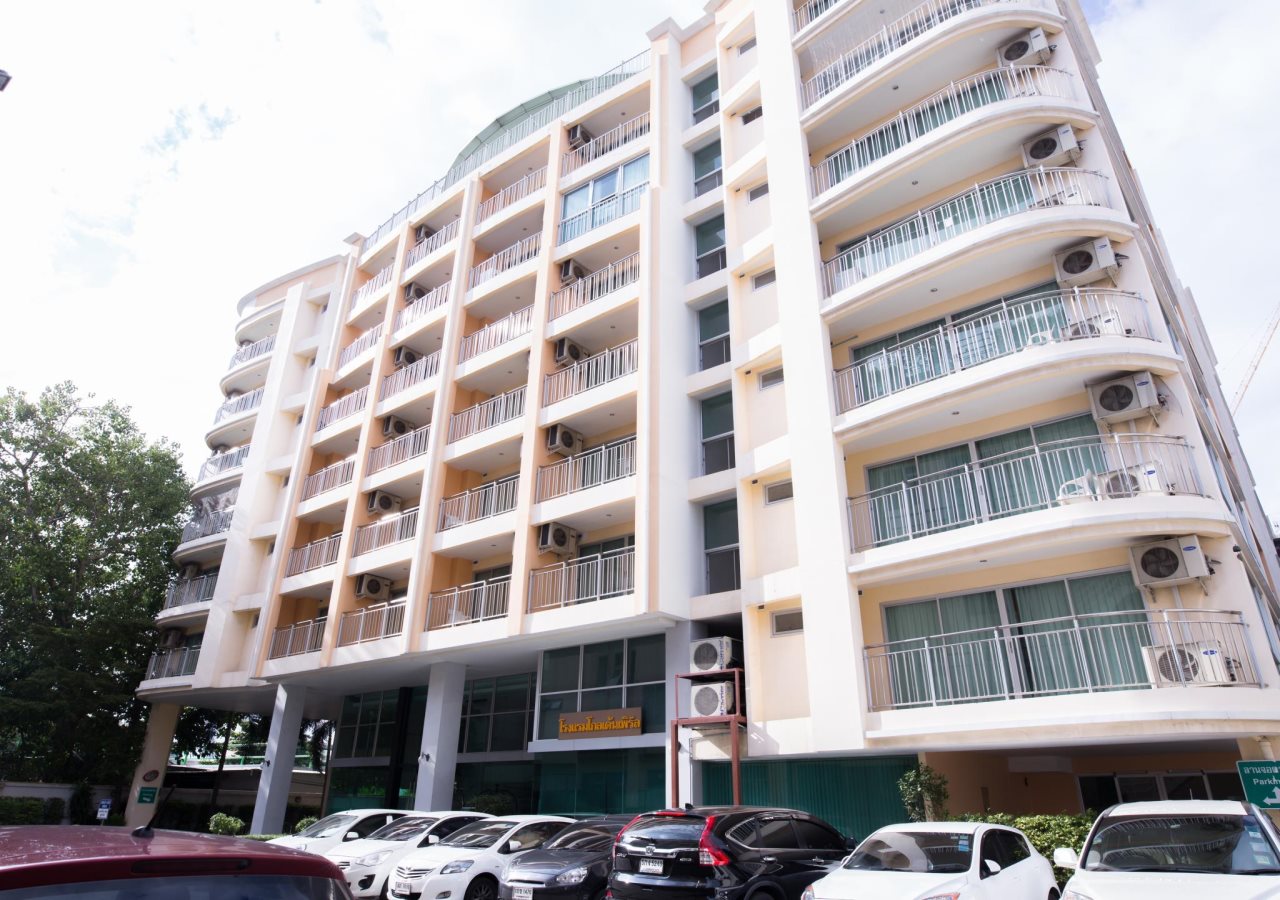Golden Pearl Residences 1