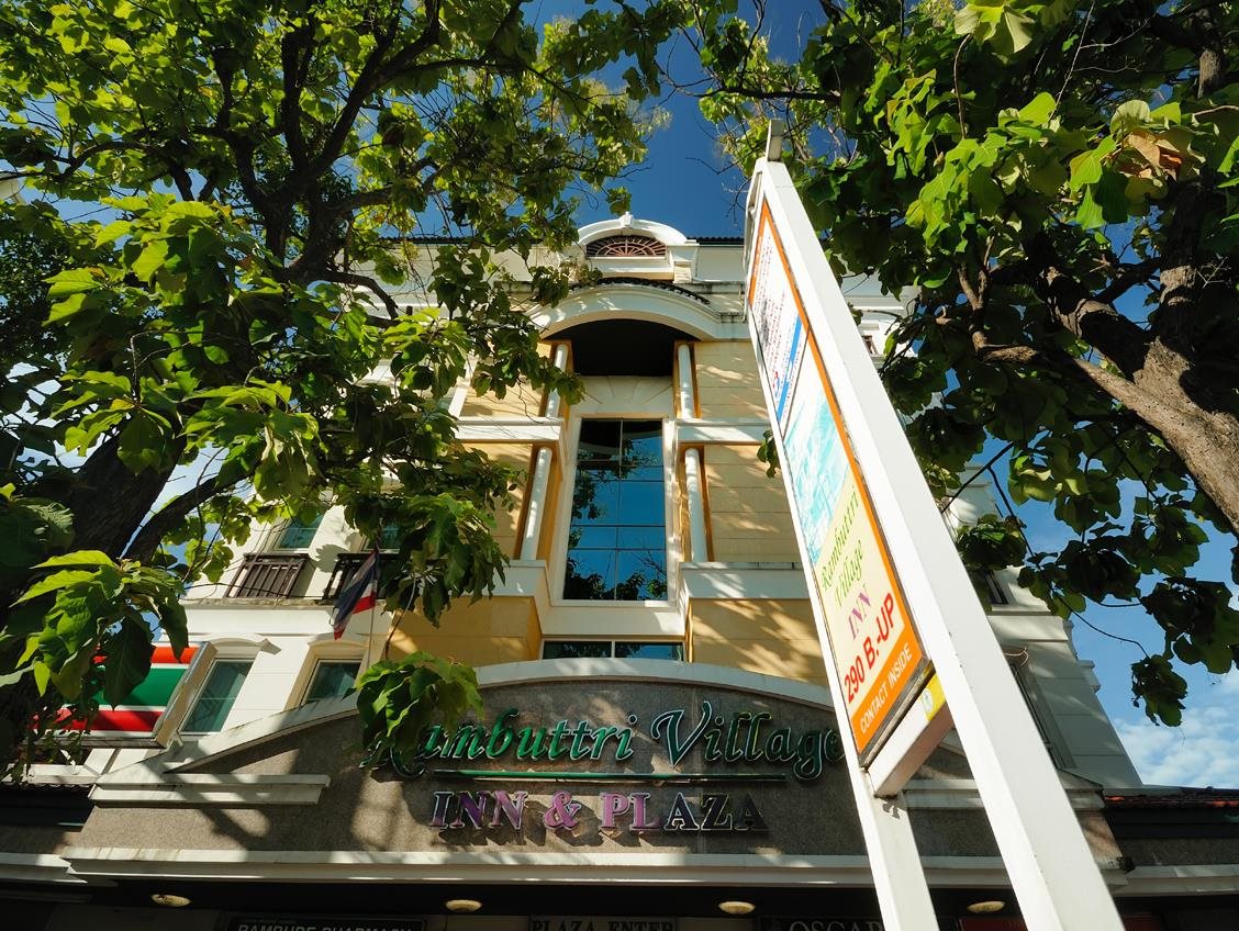 Rambuttri Village Inn & Plaza 16