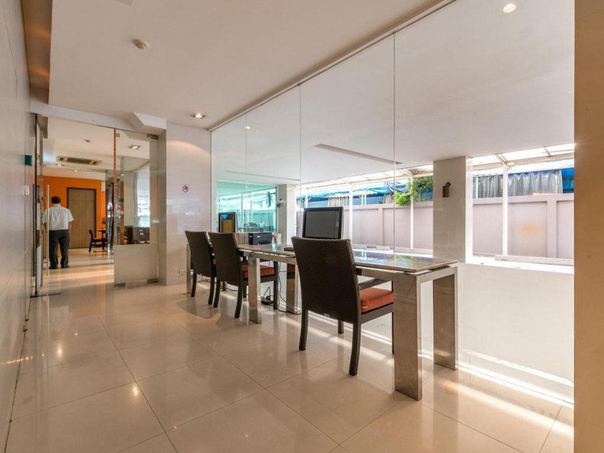 Tango Vibrant Living Place 15