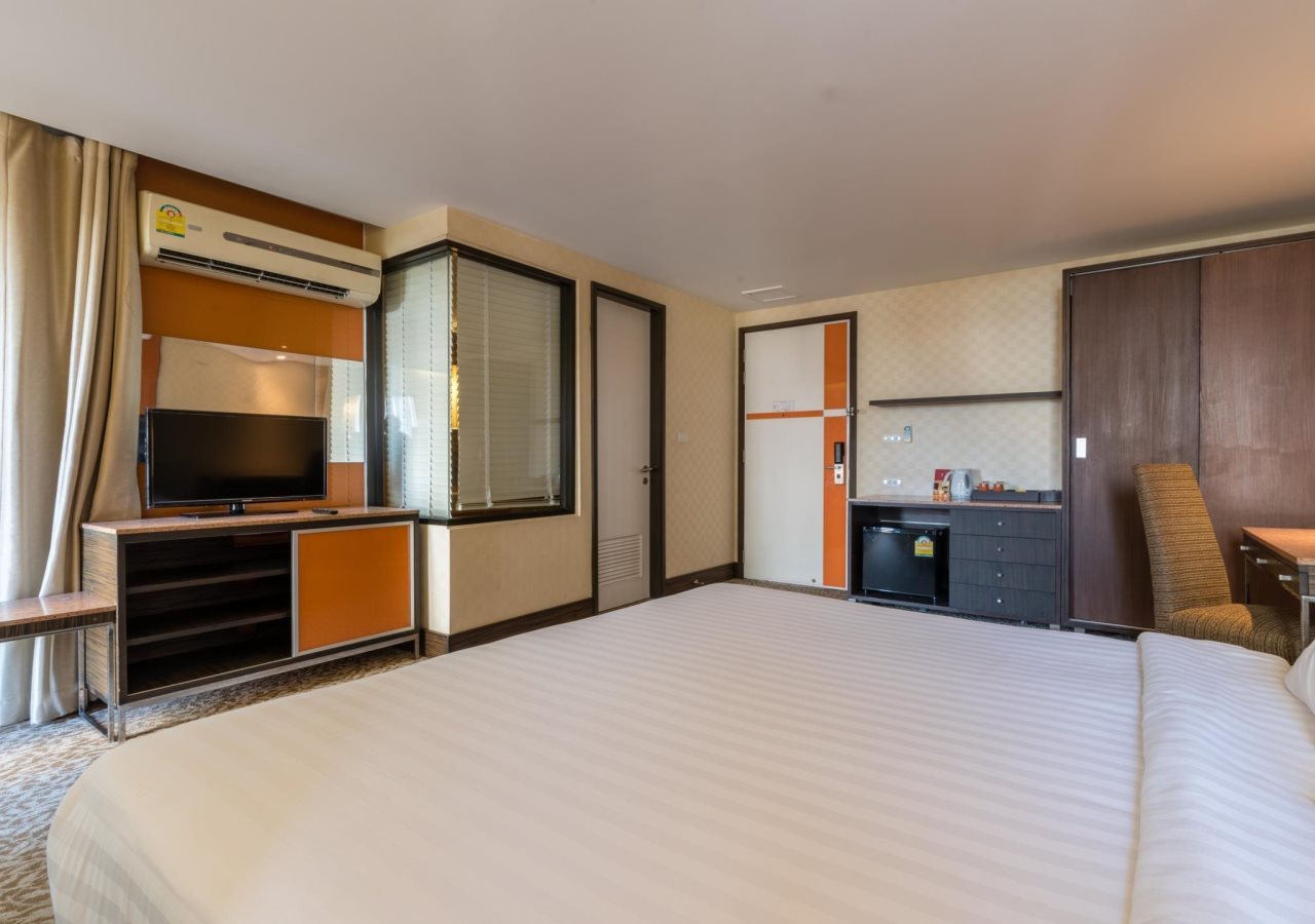 Tango Vibrant Living Place 18
