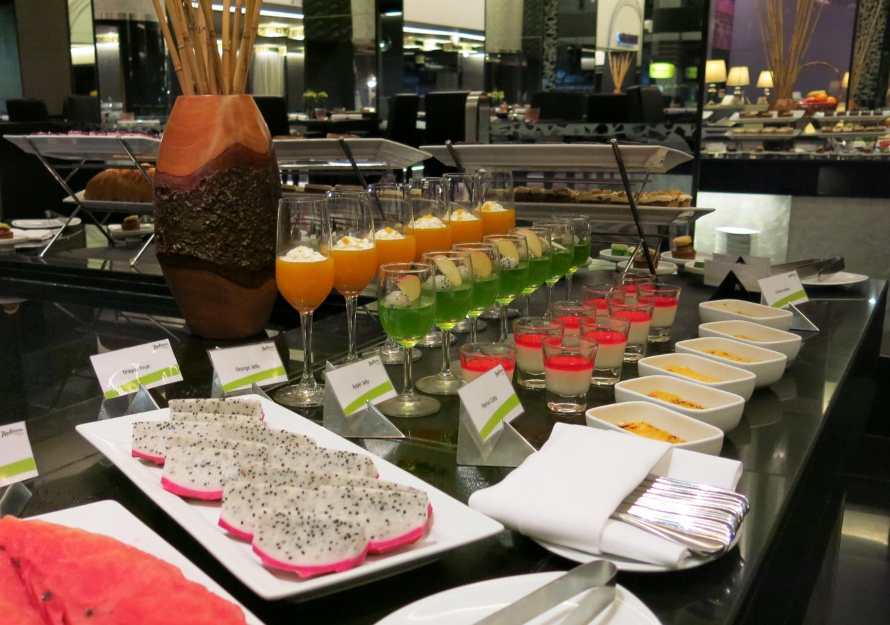 Radisson Suites Bangkok Sukhumvit 9