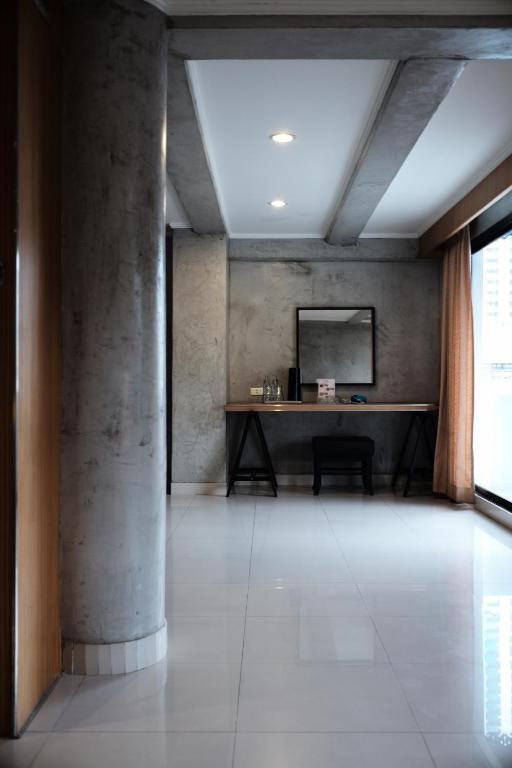 White Palace 21