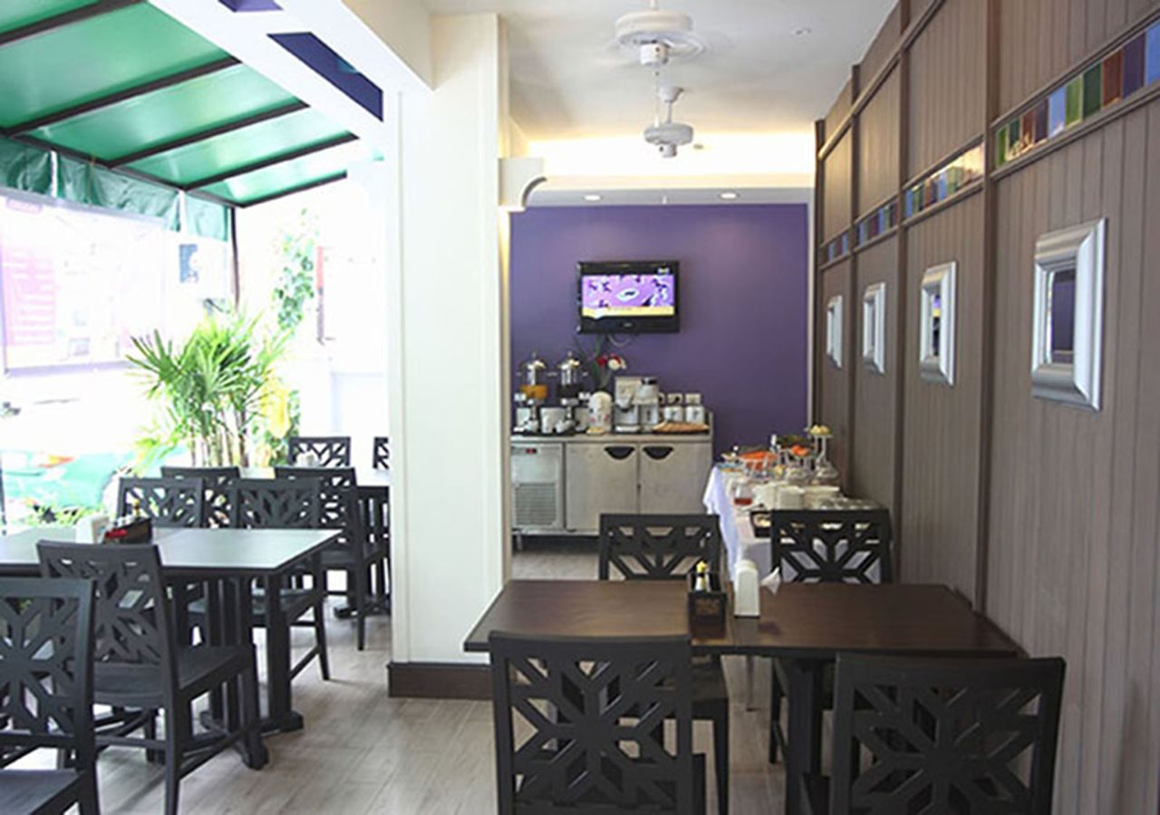 Sawasdee @ Sukhumvit Soi 8 4