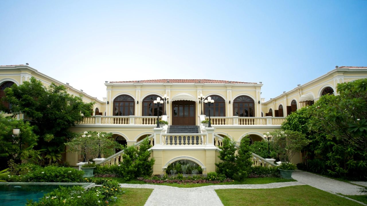Praya Palazzo 1