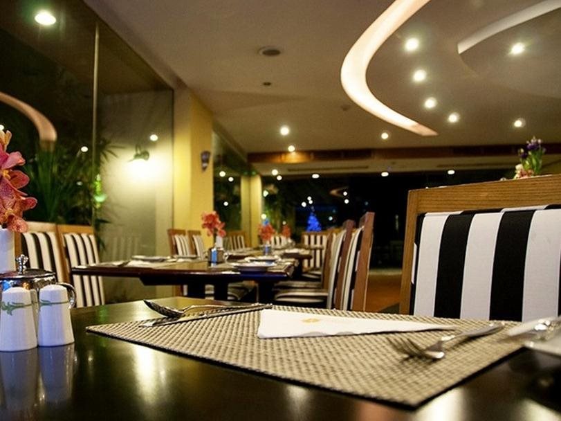 Rembrandt Residences Bangkok 21