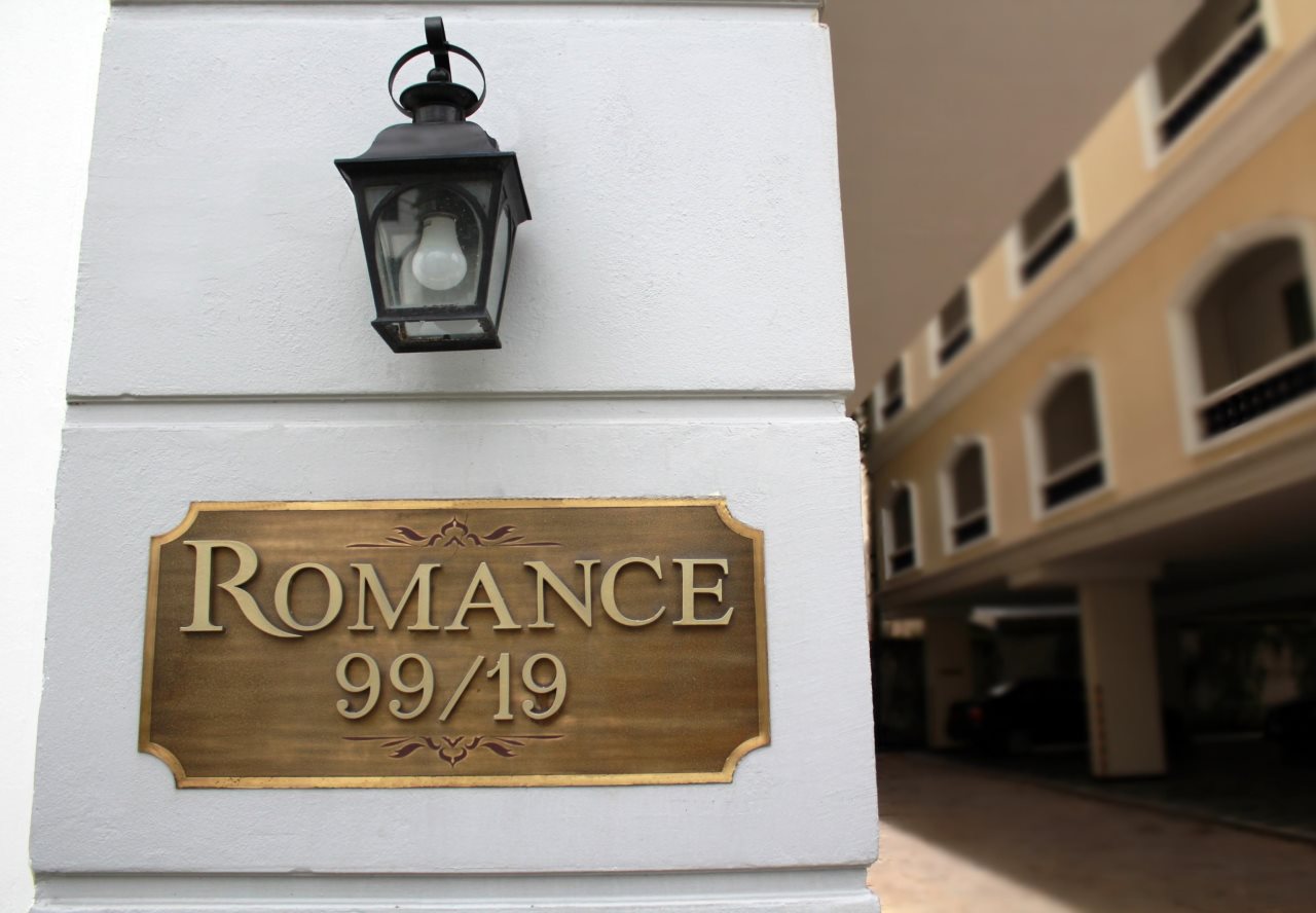 Romance Hotel Srinakarin 15