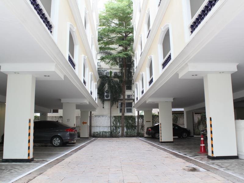 Romance Hotel Srinakarin 24