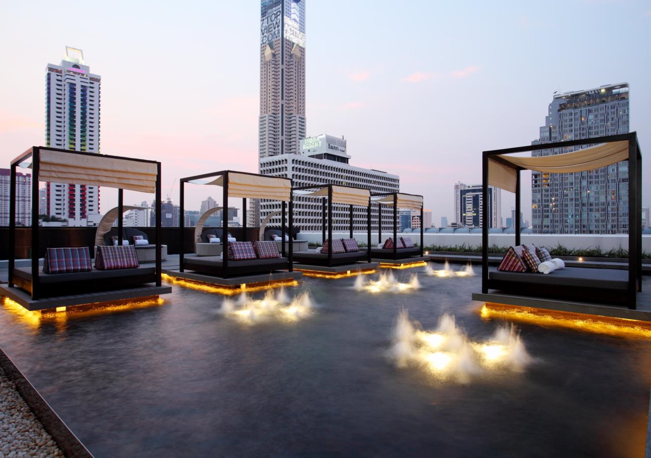Centara Watergate Pavillion Hotel Bangkok 12