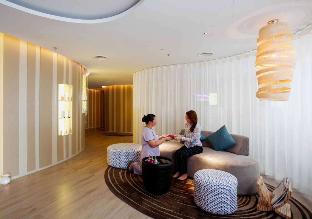 Centara Watergate Pavillion Hotel Bangkok 18