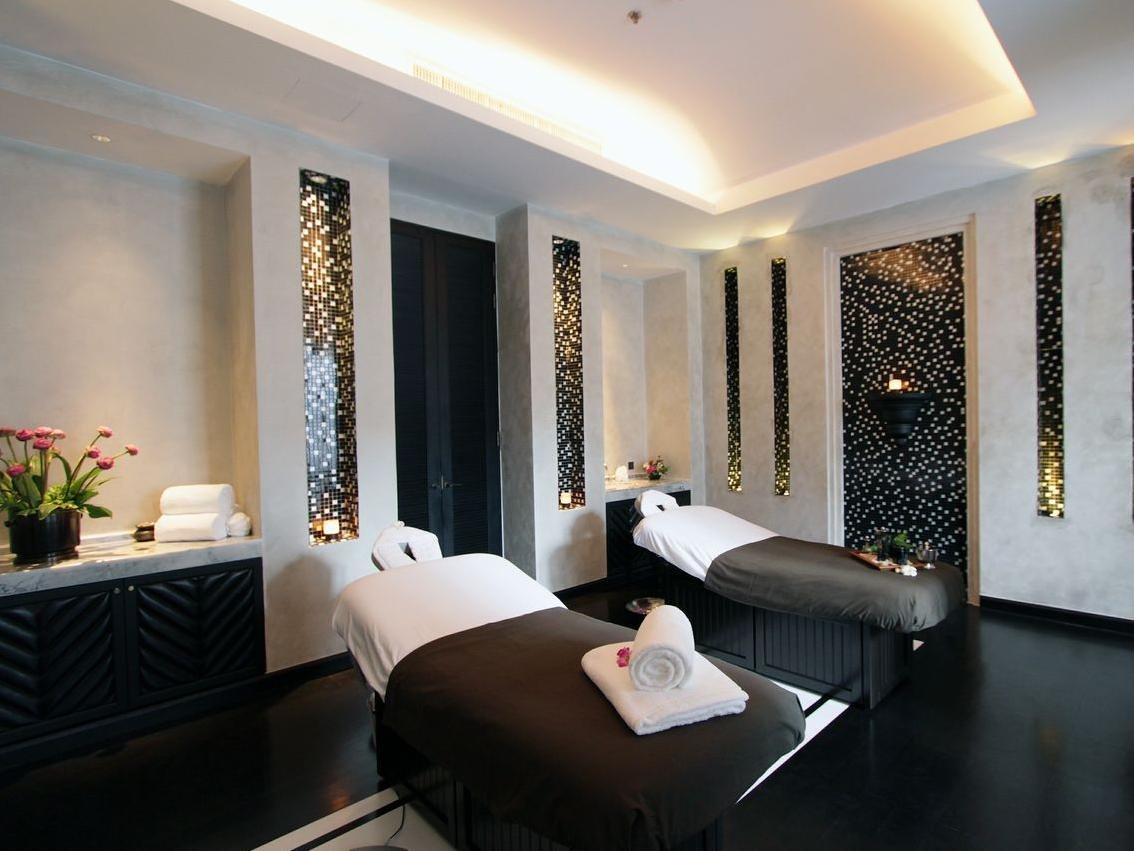 The Siam 4