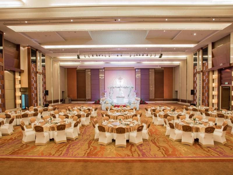 Grand FourWings Convention 22