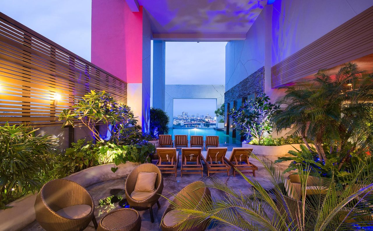 Grand Howard Hotel Bangkok 12