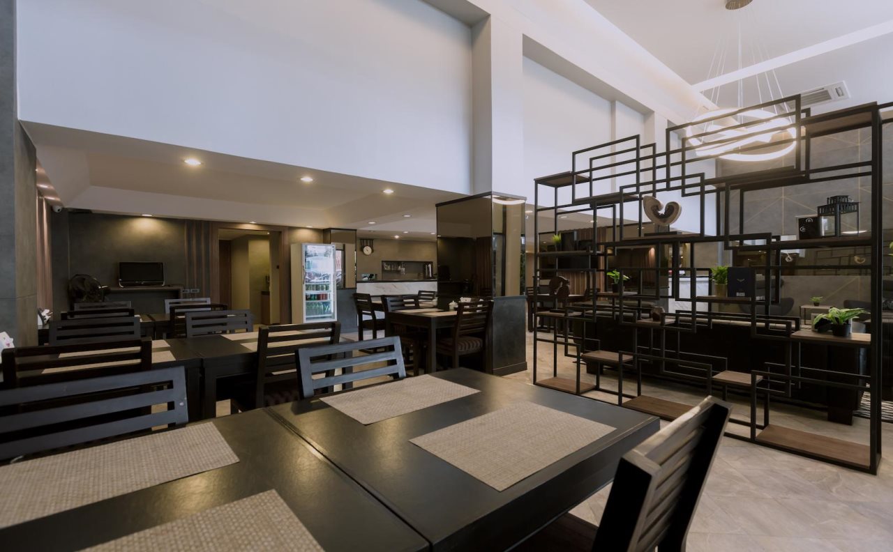 Maxim S Inn 5