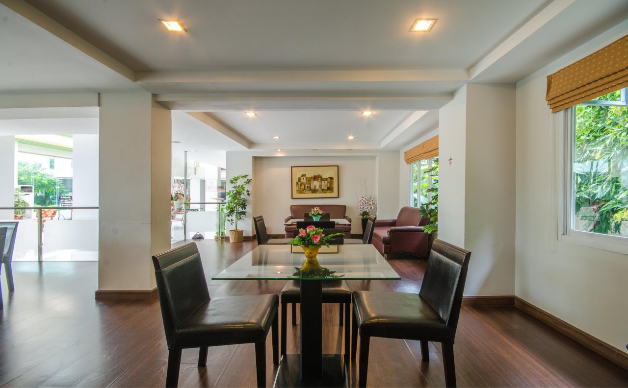 Platinum Suite 10